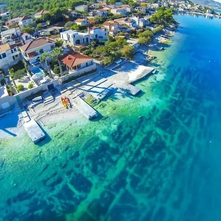 Apartment Moderan S Hidromasaznom Kadaom Trogir